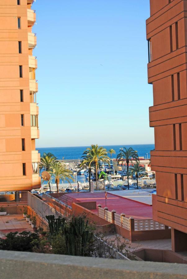 Recently Refurbished Apartment With Sea Views. ฟูเอนฮิโรลา ภายนอก รูปภาพ